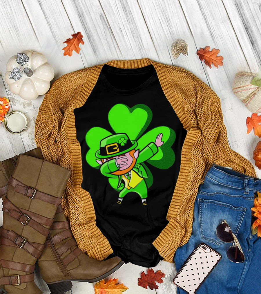 Leprechaun Dab Dance Shamrock St Patrick's Day Luck Ireland T-Shirt