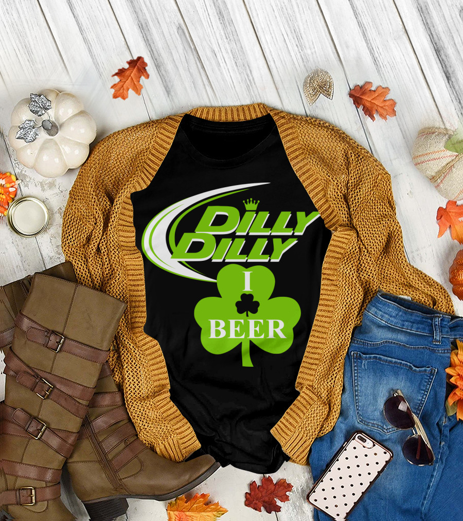 Dilly Dilly I Shamrock Beer Green Clover with Crown T-Shirt