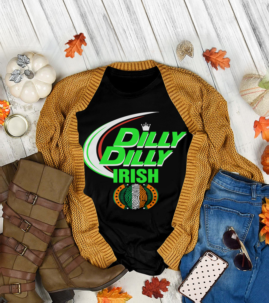 Dilly Dilly Irish St Patrick's Day With Irish Flag and Crown Motif T-Shirt