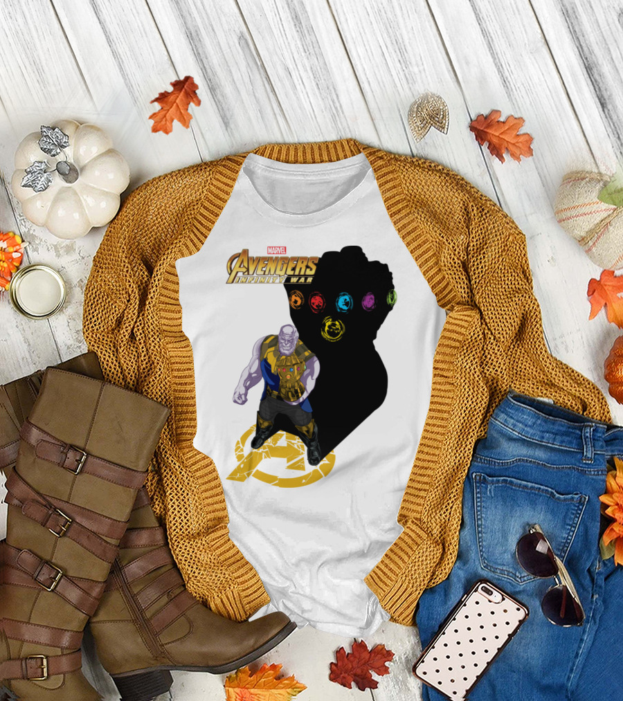 Avengers Infinity War Thanos with Gauntlet and Infinity Stones Shadow Marvel T-Shirt