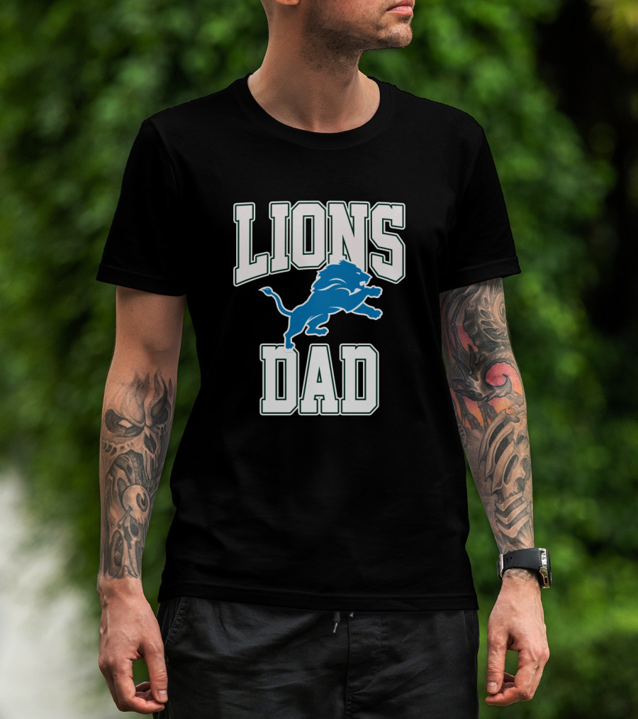 Detroit Lions Dad Best Father's Day Gift Idea T-Shirt