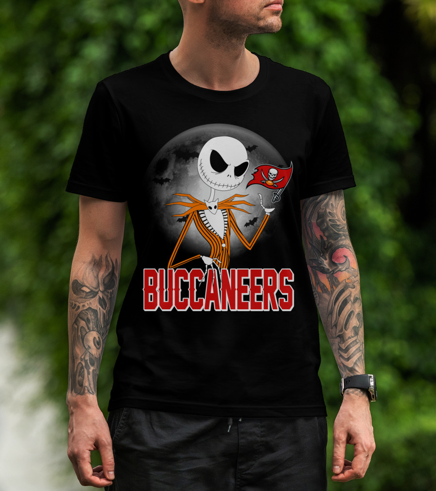 Jack Skellington Halloween Tampa Bay Buccaneers T-Shirt