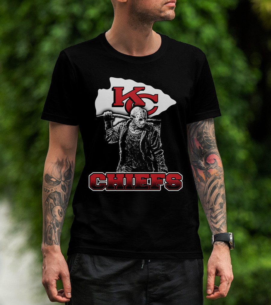 Jason Voorhees With Kansas City Chiefs Logo Chiefs Fans T-Shirt