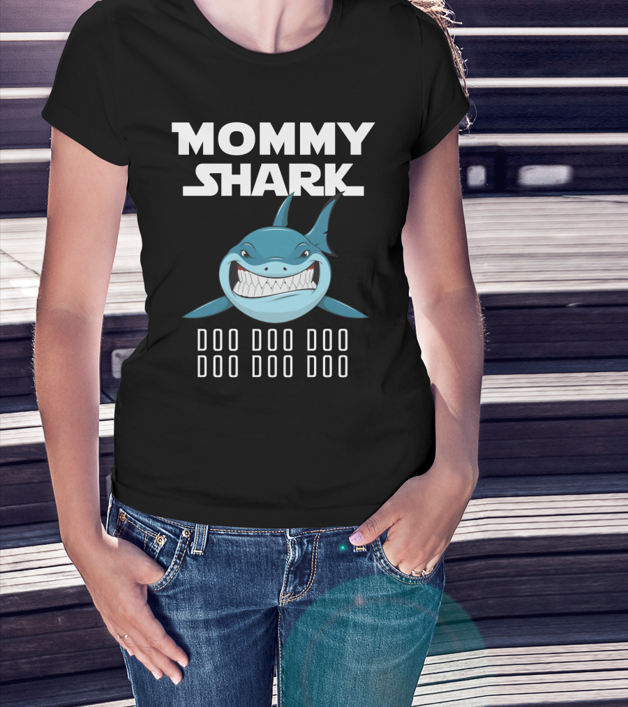 Mommy Shark Doo Doo Doo Cartoon T-Shirt