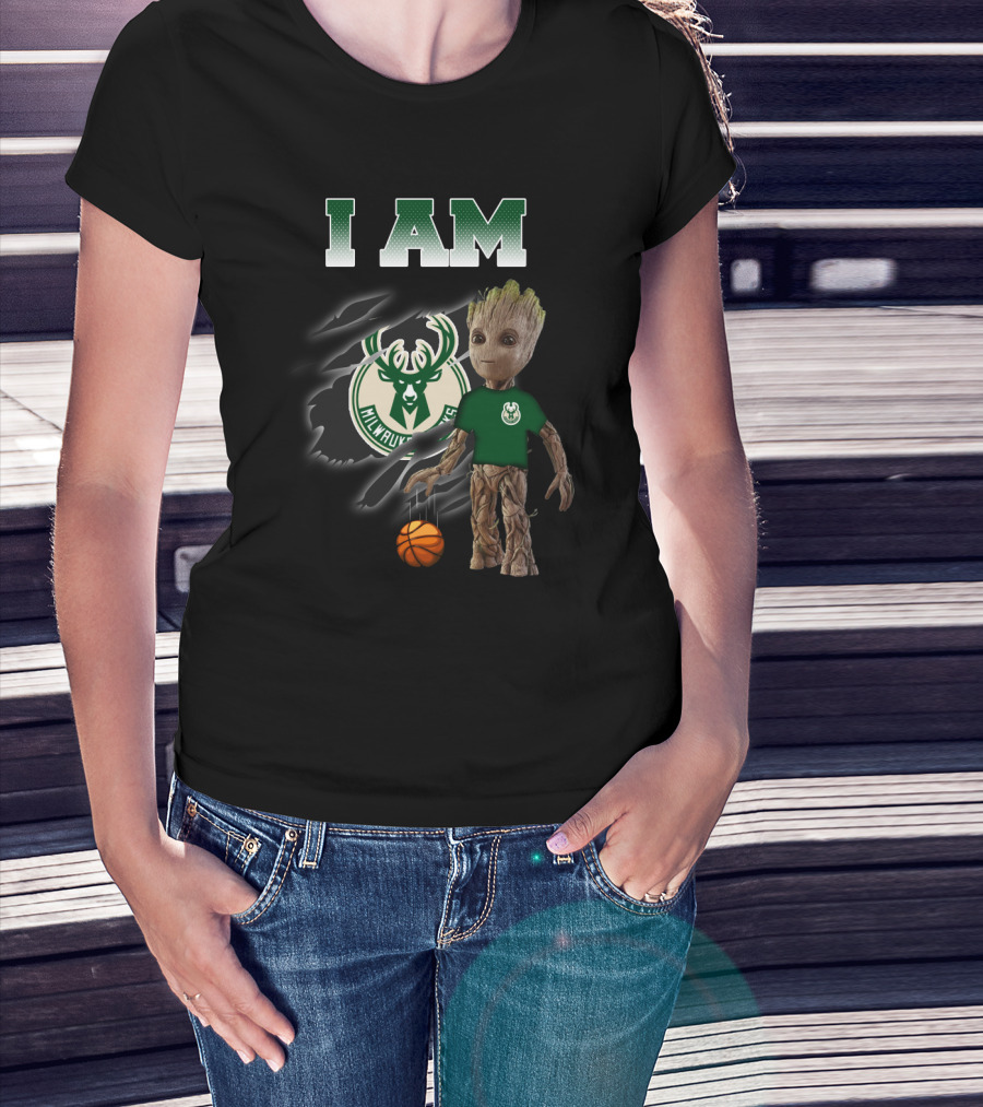 I Am Milwaukee-Bucks Groot Basketball Fan T-Shirt