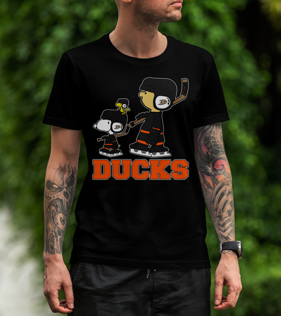 Snoopy Woodstock And Anaheim Ducks Hockey Team Fans T-Shirt