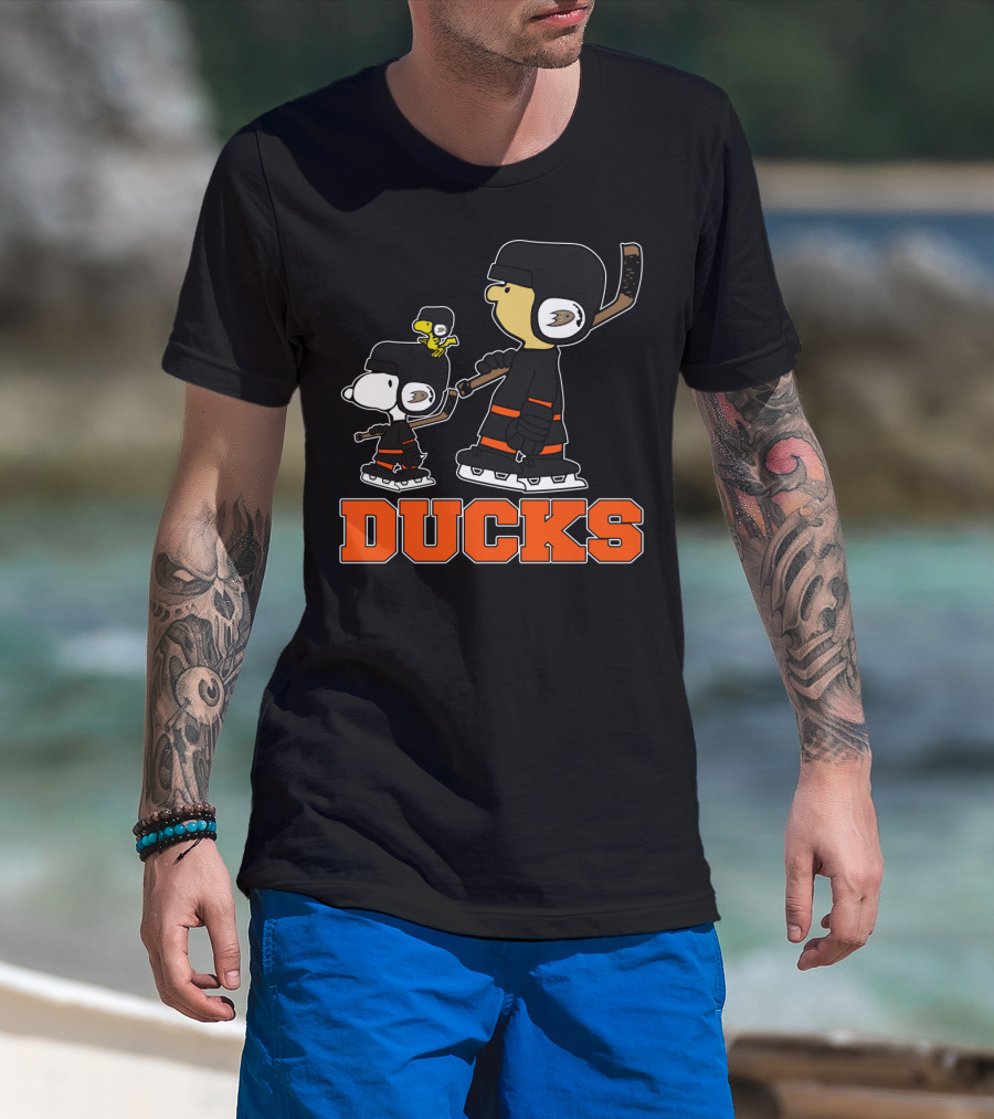 Snoopy Woodstock And Anaheim Ducks Hockey Team Fans T-Shirt