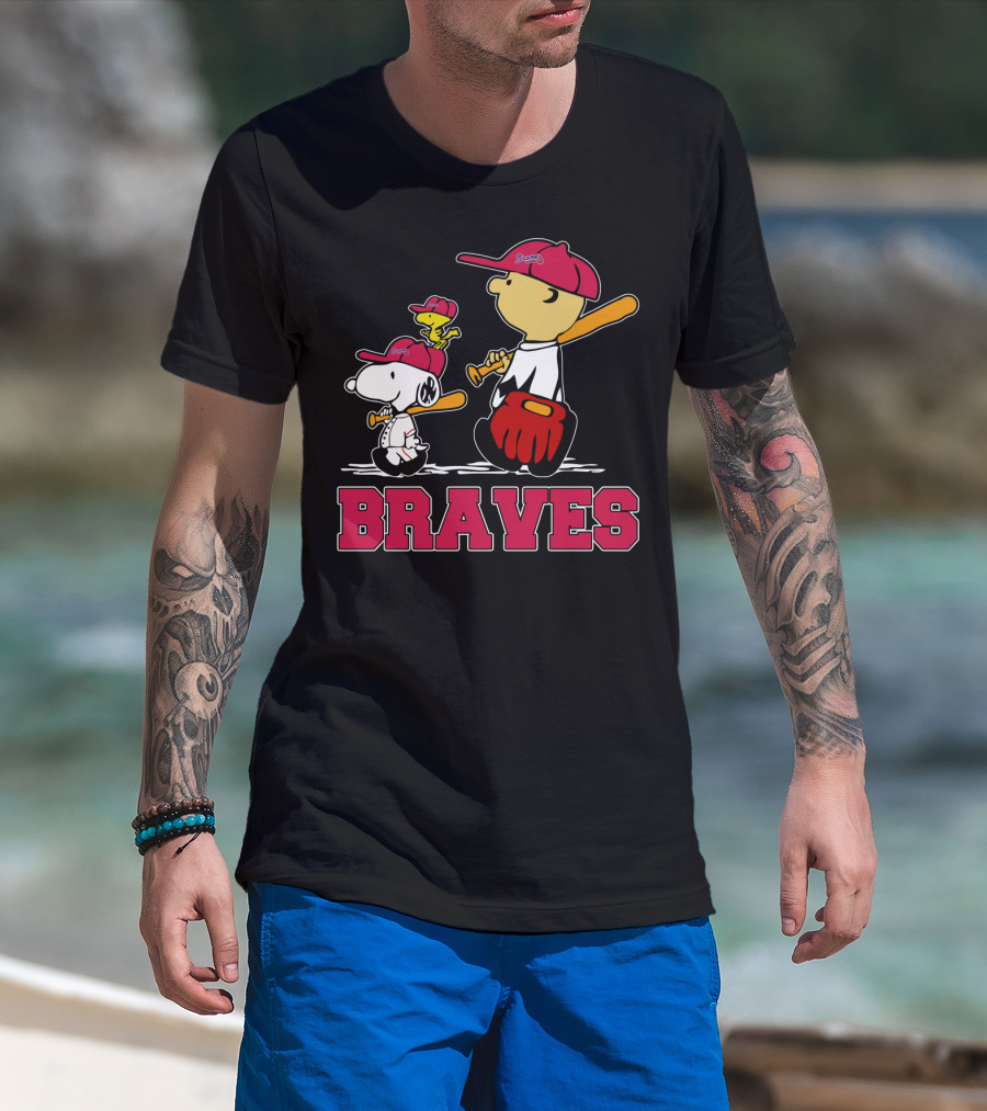 Snoopy Woodstock And Charlie Brown Braves Baseball Fans T-Shirt