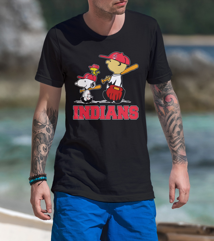 Snoopy Woodstock Cleveland Indians Baseball Fans T-Shirt