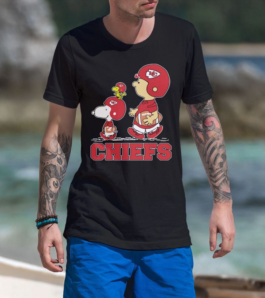 Snoopy And Friends Kansas City Chiefs Football Fans Celebration T-Shirt