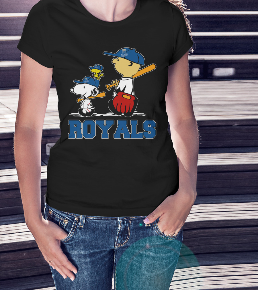 Royals Fans With Snoopy Woodstock And Charlie Brown Peanuts Baseball Theme T-Shirt