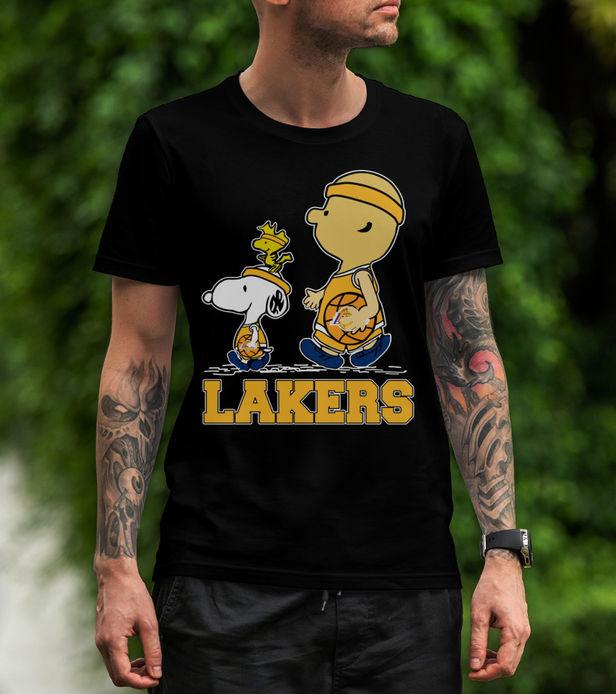 Snoopy And Woodstock With Basketballs For Los Angeles Lakers Fans T-Shirt