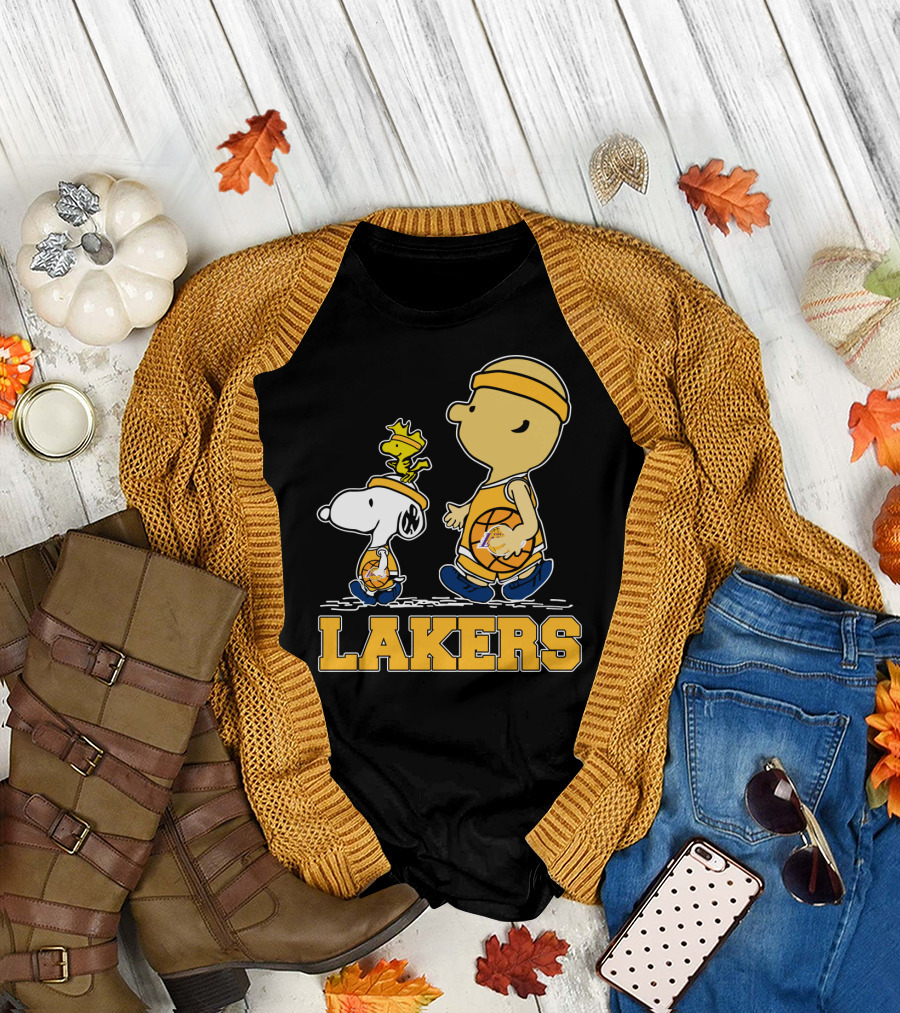 Snoopy And Woodstock With Basketballs For Los Angeles Lakers Fans T-Shirt