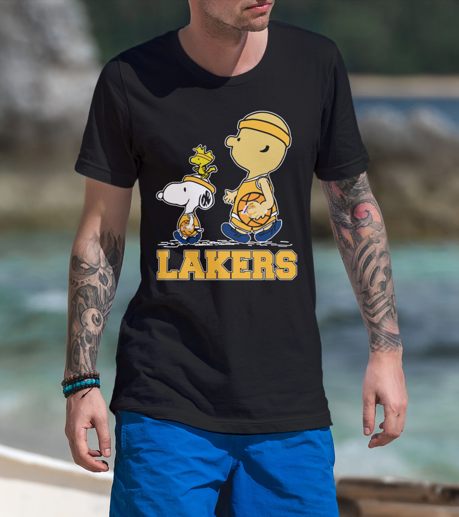 Snoopy And Woodstock With Basketballs For Los Angeles Lakers Fans T-Shirt