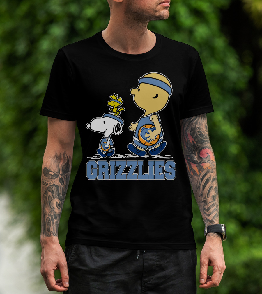 Snoopy Woodstock Charlie Brown Memphis Grizzlies Basketball Fans T-Shirt
