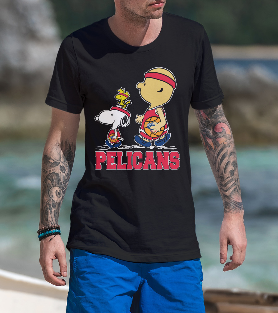 Snoopy Woodstock New Orleans Pelicans Basketball Fans Peanuts T-Shirt