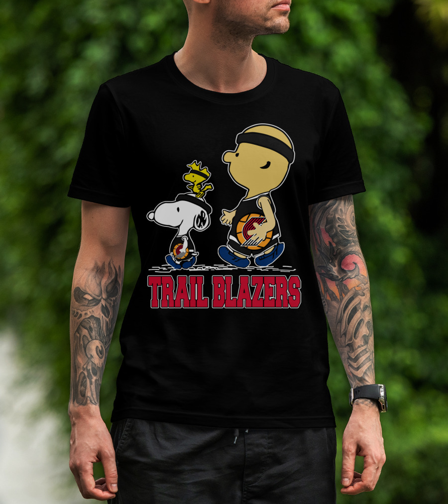 Snoopy And Woodstock Portland Trail Blazers Fans Basketball Theme T-Shirt