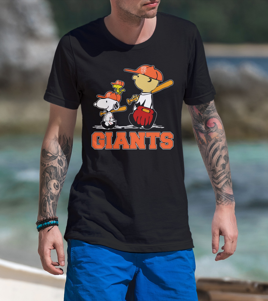 Snoopy Baseball San Francisco Giants Fans Charlie Brown Woodstock T-Shirt
