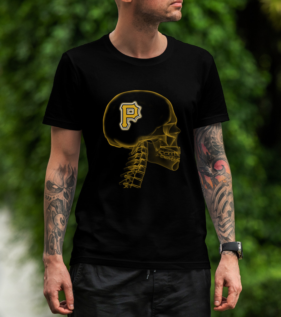 Pittsburgh Pirates P Brain Halloween Skull X-Ray T-Shirt