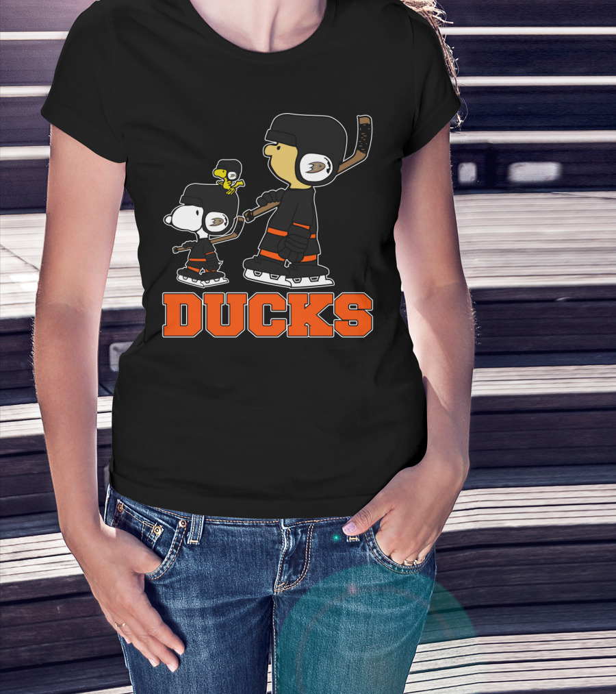 Snoopy And Woodstock Anaheim Ducks Hockey Fans T-Shirt