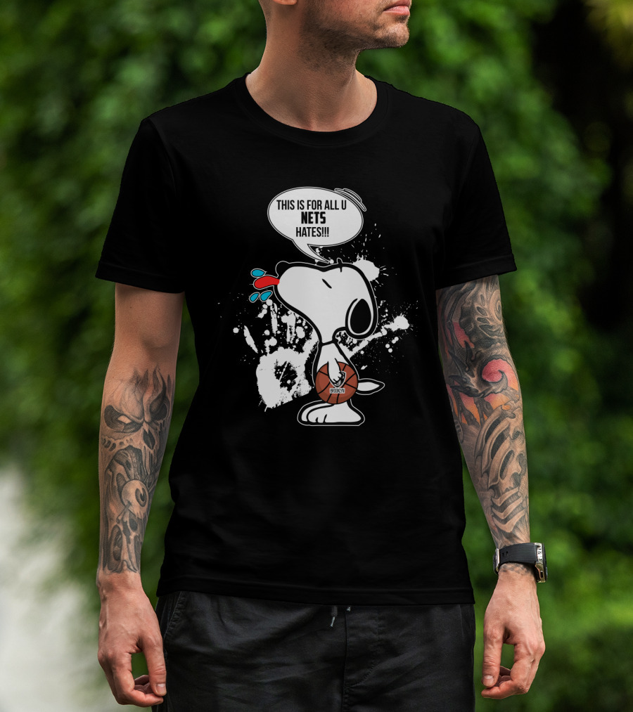 Snoopy Brooklyn Nets Fans Tongue Out Basketball Statement T-Shirt