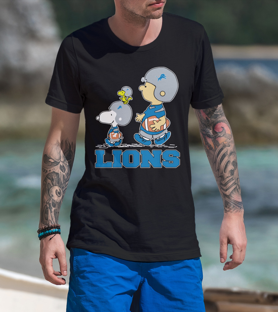 Snoopy And Woodstock With Detroit Lions Football Fans T-Shirt