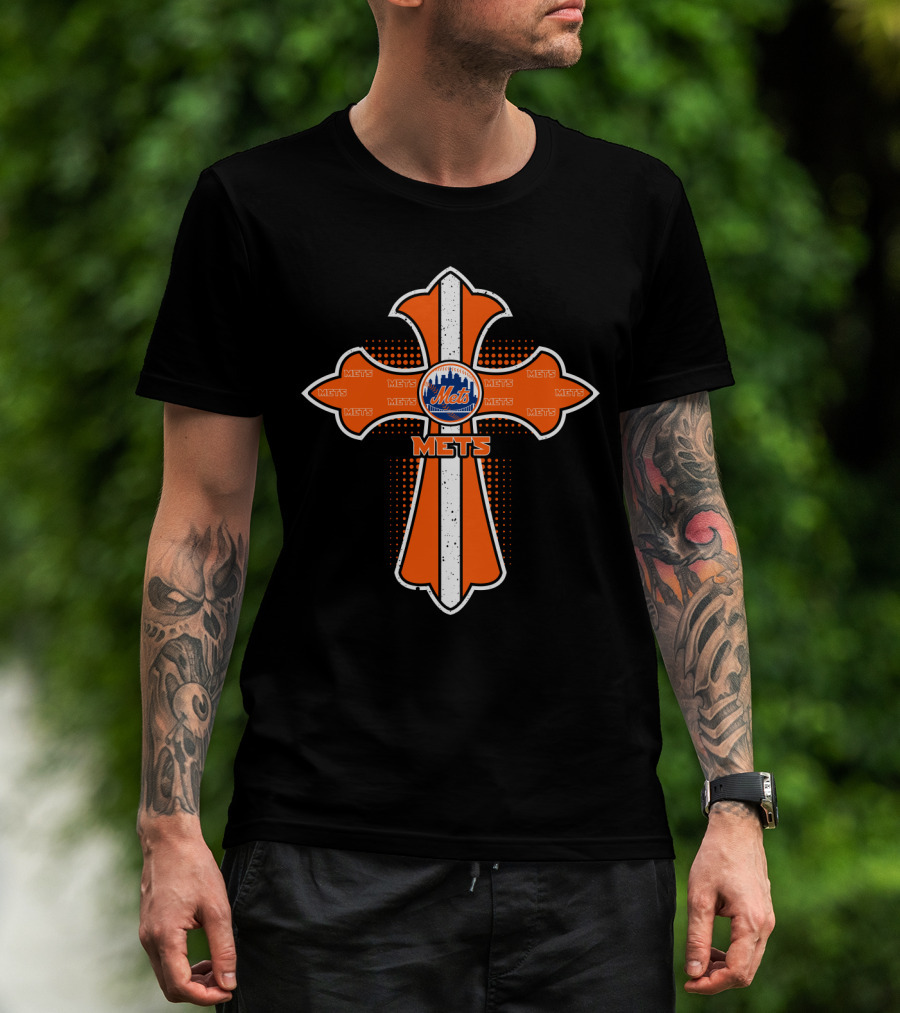 Cross And Mets Fans Faithful Connection T-Shirt