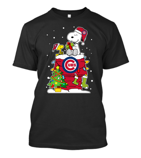 Chicago Cubs Snoopy Lover Christmas Peanuts Holiday Scene T-Shirt
