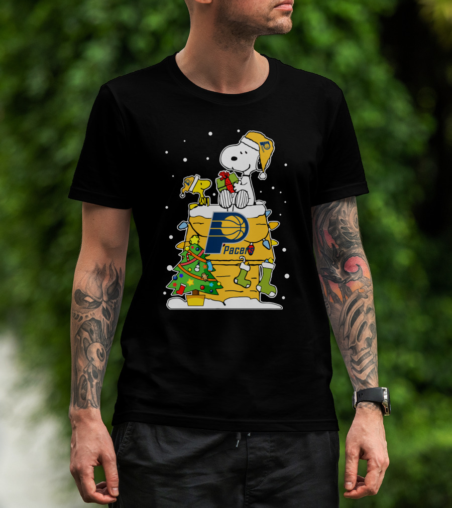 Indiana Pacers Snoopy Christmas Peanuts Lover T-Shirt