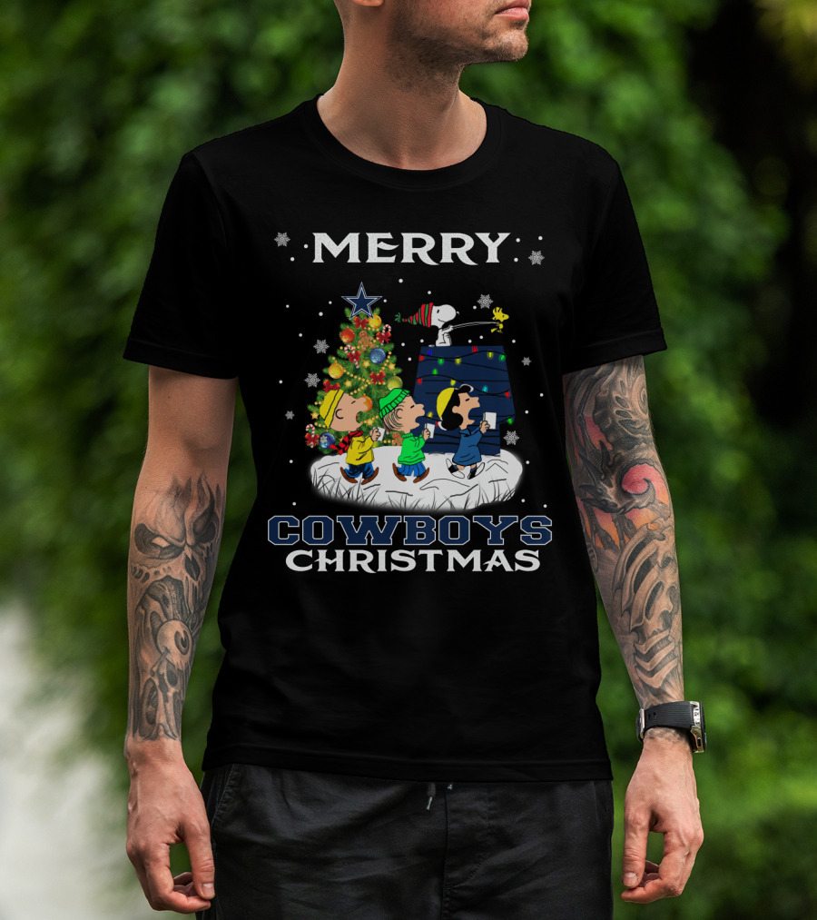 Merry Cowboys Christmas For Snoopy Fans T-Shirt