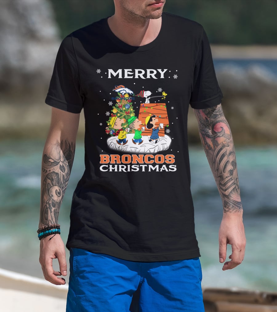 Merry Broncos Christmas Snoopy Fans Denver Christmas Tree Peanuts T-Shirt