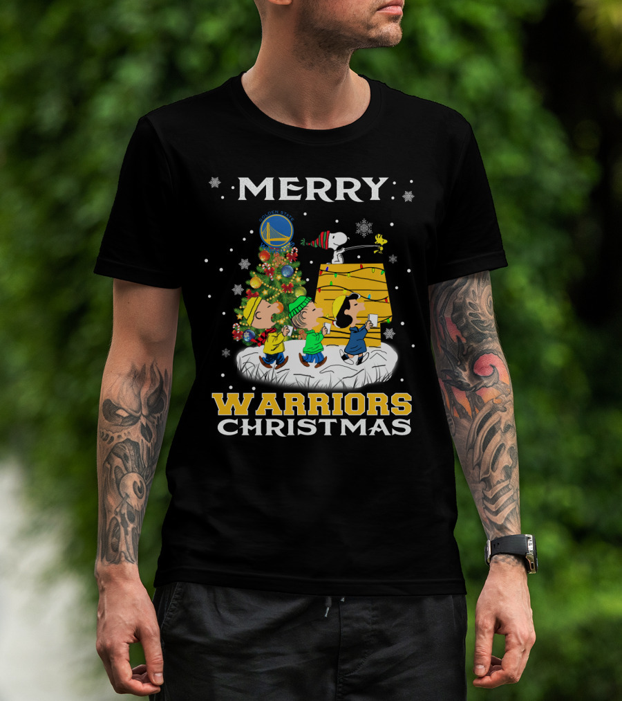Merry Warriors Christmas Golden State Snoopy T-Shirt