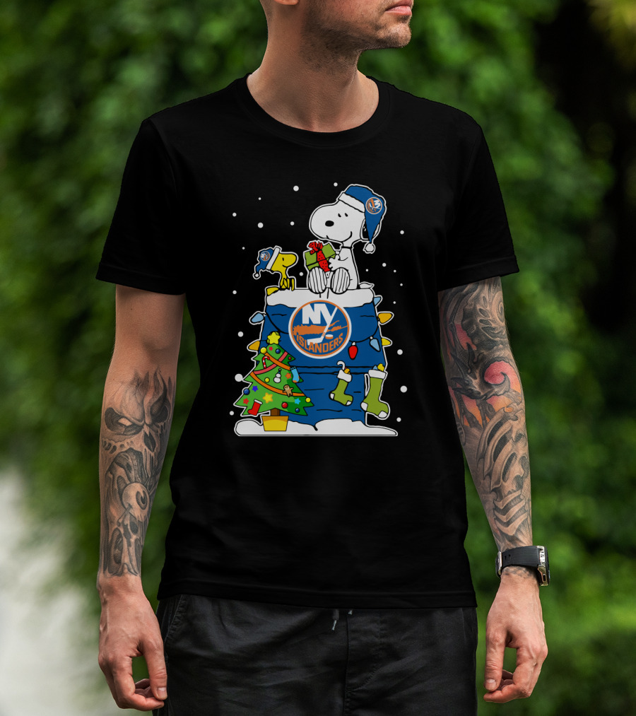 New York Islanders Snoopy And Woodstock Christmas Hockey Fans T-Shirt
