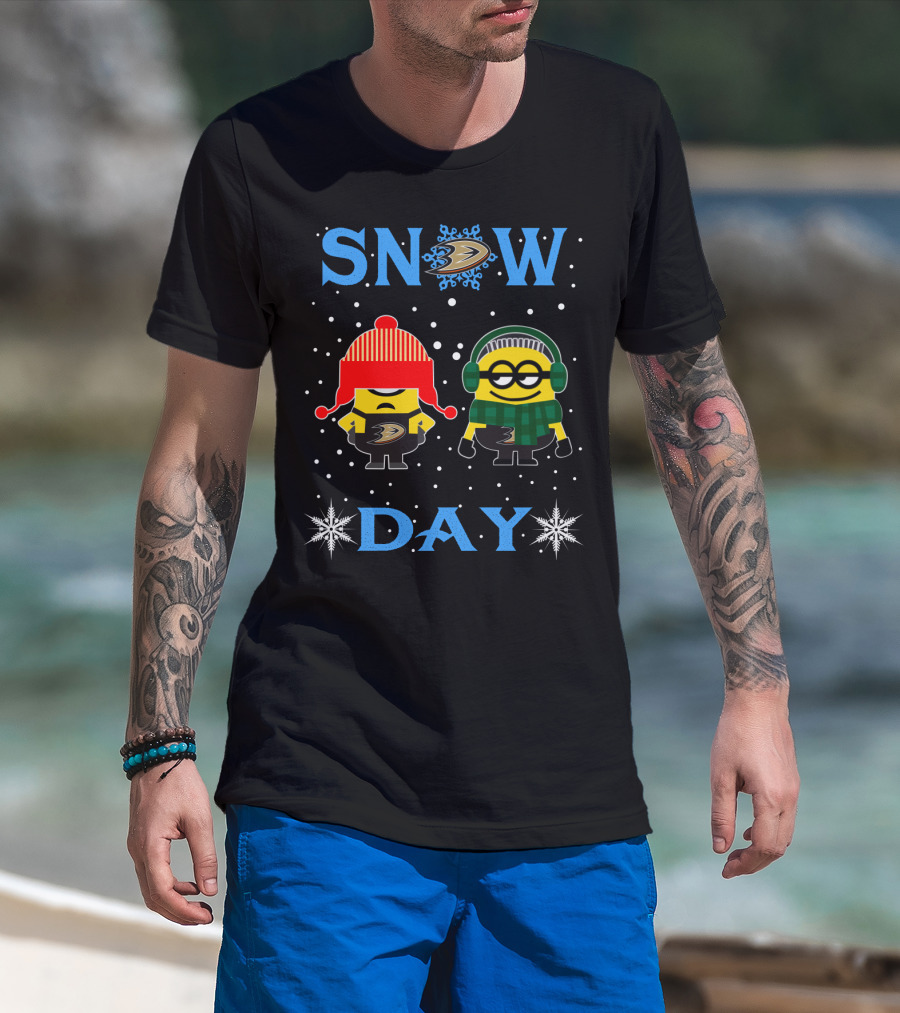 Snow Day Featuring Anaheim Ducks Logo And Minion Characters In Winter Gear T-Shirt