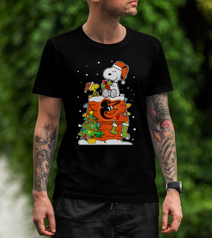 Baltimore Orioles Snoopy Christmas Doghouse Scene T-Shirt