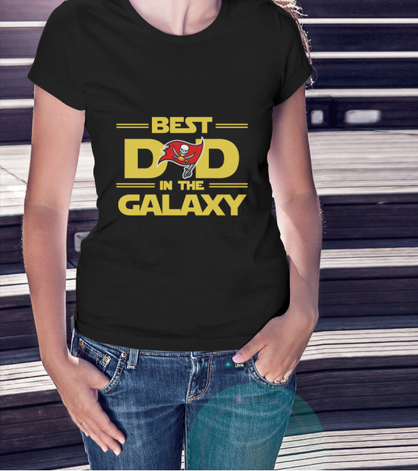 Best Dad Tampa Bay Buccaneers Pirate Flag In The Galaxy T-Shirt