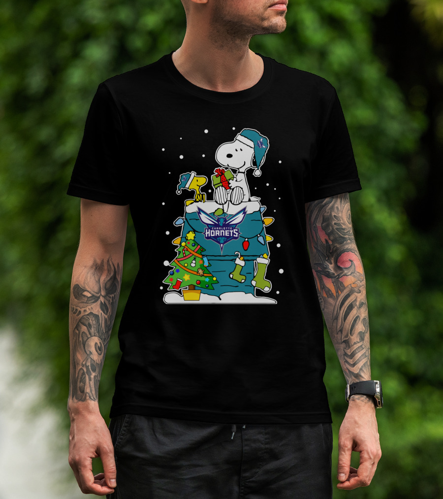 Charlotte Hornets Christmas Snoopy And Woodstock With Tree And Stockings T-Shirt