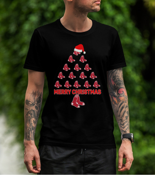 Merry Christmas Boston Red Sox Santa Hat Tree Design For Fans T-Shirt