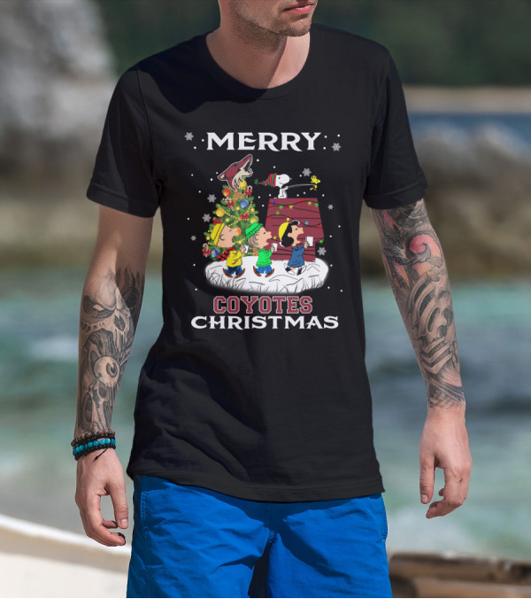 Merry Arizona Coyotes Christmas Featuring Snoopy And Peanuts Characters T-Shirt