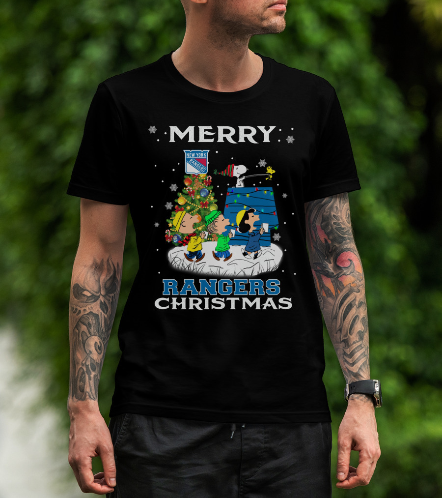 Merry New York Rangers Christmas With Snoopy And Friends Festive T-Shirt