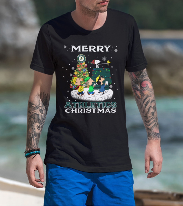 Merry Oakland Athletics Christmas With Snoopy And Friends T-Shirt