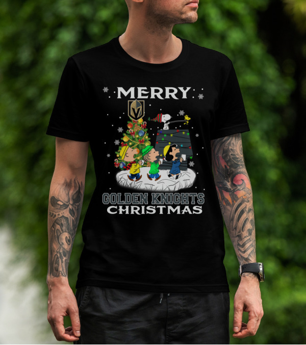 Merry Golden Knights Christmas Featuring Snoopy And Peanuts Characters With Christmas Tree T-Shirt