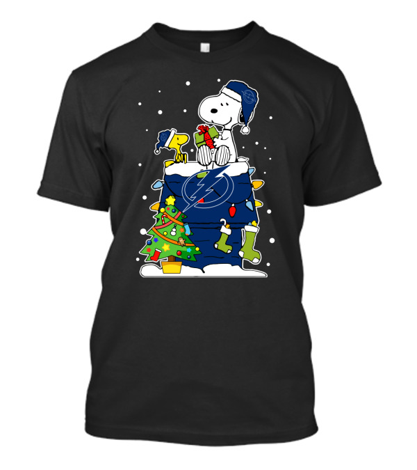 Tampa Bay Lightning Christmas With Snoopy And Woodstock Gifts And Tree T-Shirt