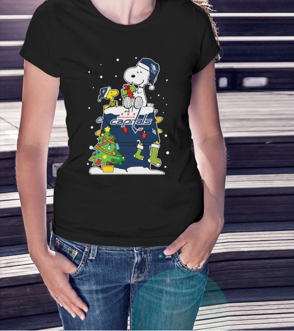Washington Capitals Christmas Snoopy And Woodstock Gift T-Shirt