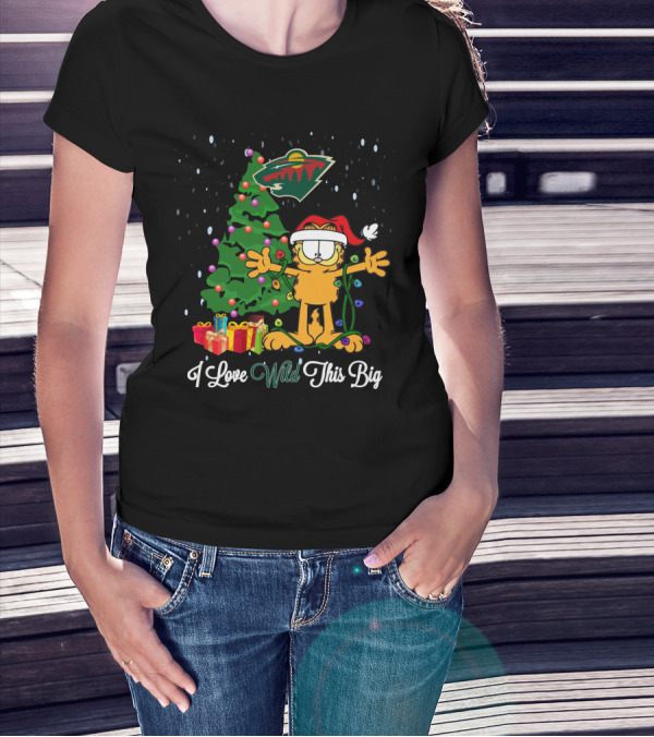 I Love Wild This Big Xmas Garfield Cat Minnesota Wild NHL Christmas Tree T-Shirt