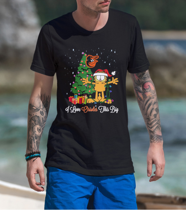 Garfield Christmas Love For Baltimore Orioles With Tree And Presents T-Shirt