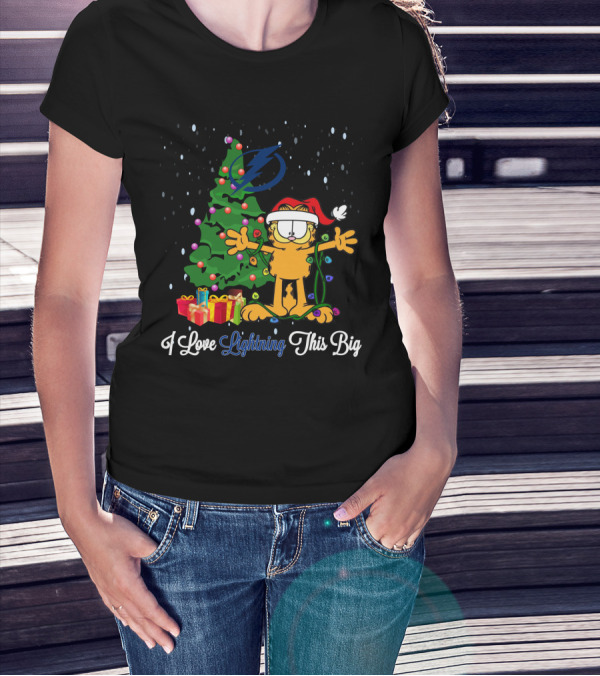 I Love Lightning This Big Christmas Garfield Cat Tampa Bay Lightning Tree Presents T-Shirt