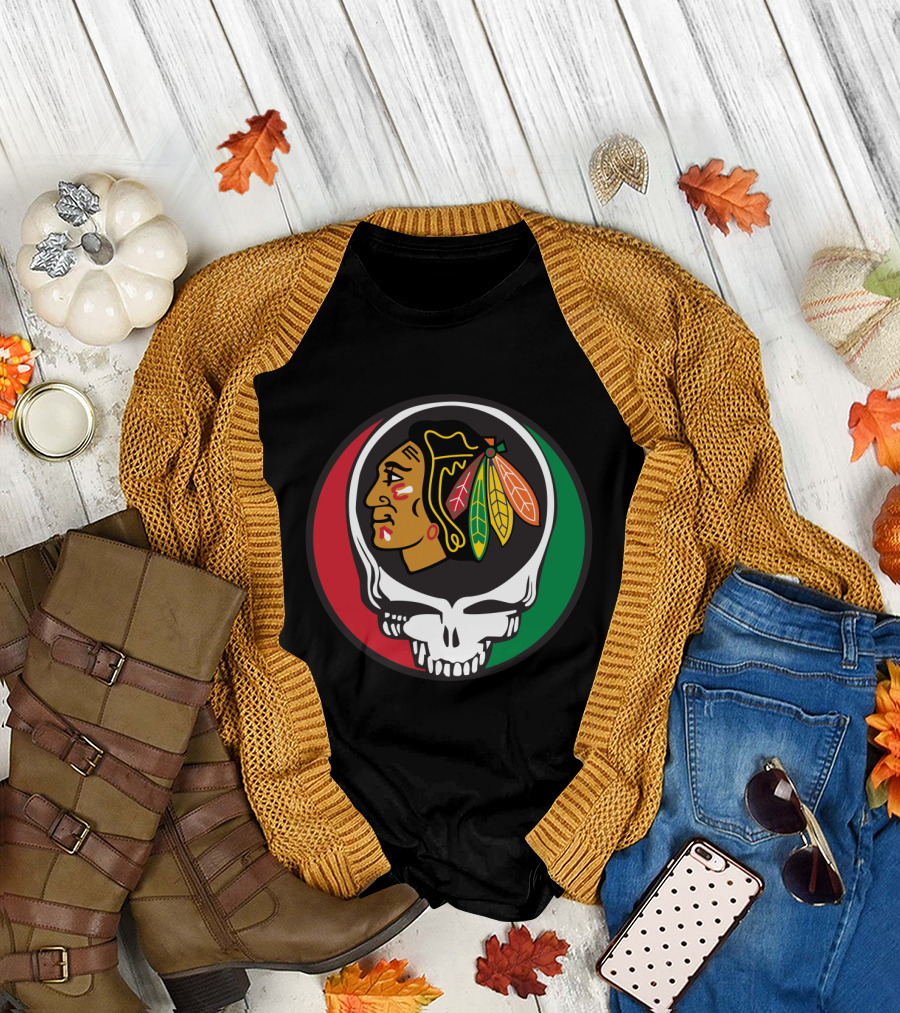 Grateful Dead Skull Chicago Blackhawks Logo Fusion for Fans T-Shirt