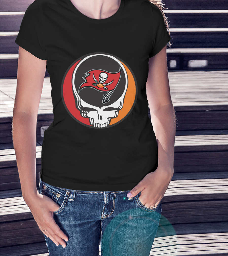 Grateful Dead Skull With Tampa Bay Buccaneers Flag T-Shirt