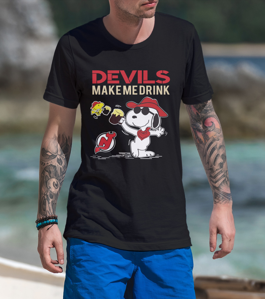 New Jersey Devils Fans Snoopy Devils Make Me Drink T-Shirt